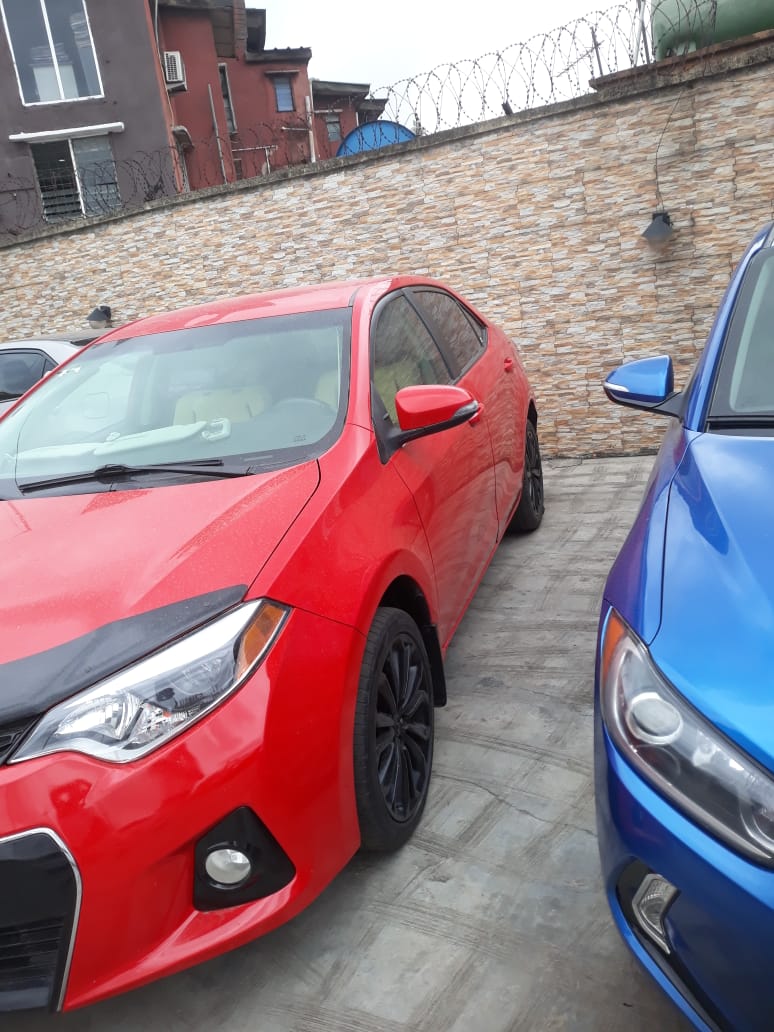 
								2015 TOYOTA COROLLA SPORT full									